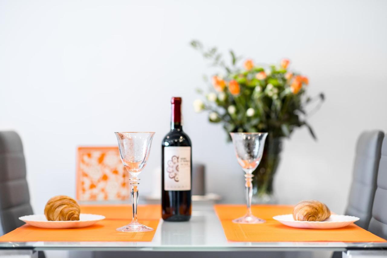 Apartment Orange Dream Γκντανσκ Εξωτερικό φωτογραφία
